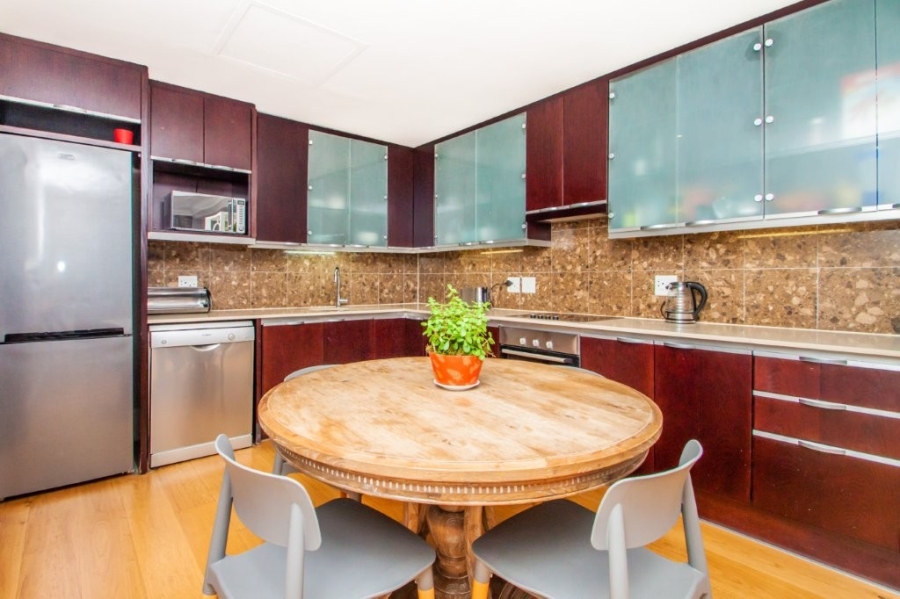 To Let 2 Bedroom Property for Rent in Cape Town City Centre Western Cape